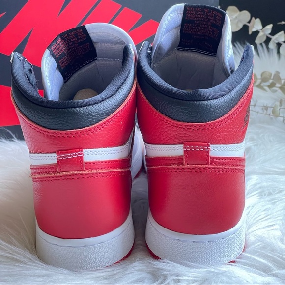 Nike Air Jordan 1 Retro High OG W8.5 7Y 575441-161 NIB - Picture 7 of 13